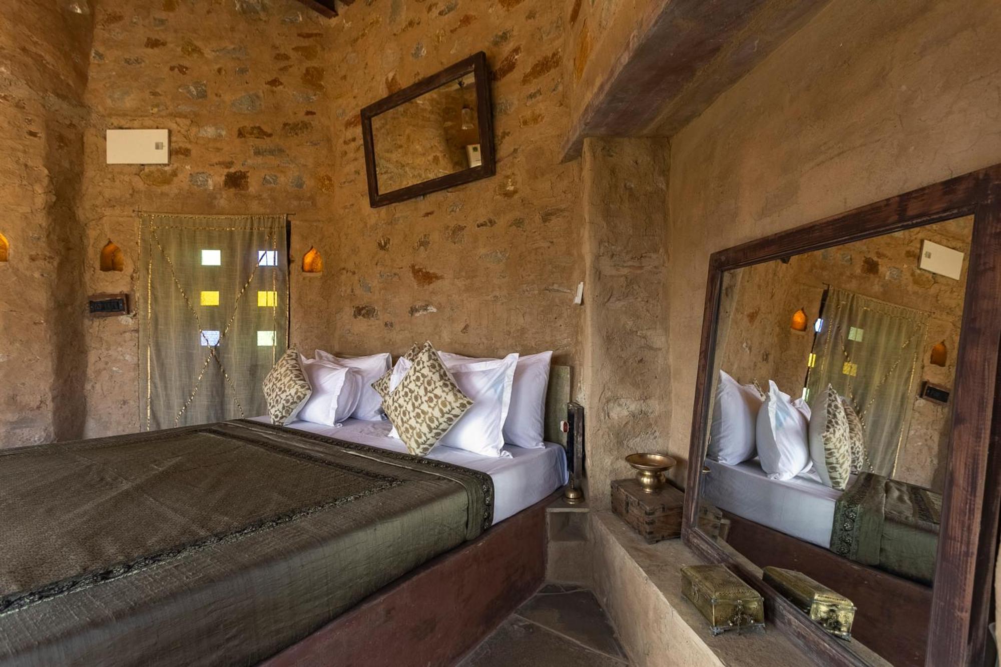 Manmatha A Luxury Retreat Bed & Breakfast อุเดเปอร์ ภายนอก รูปภาพ